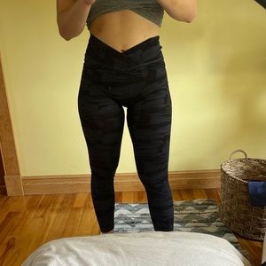 Alphalete surface power leggings